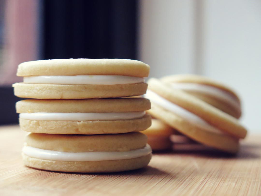 Galletas rellenas con crema de limón Recetas Fáciles de Cocina